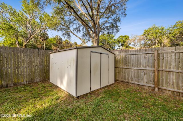 4425 BEACON Drive W, Jacksonville, FL 32225