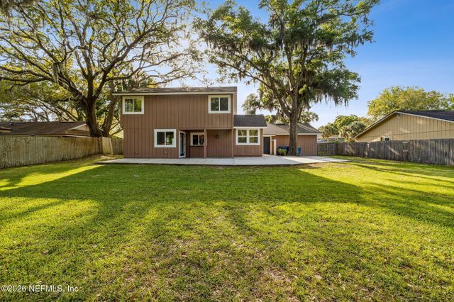 4425 BEACON Drive W, Jacksonville, FL 32225