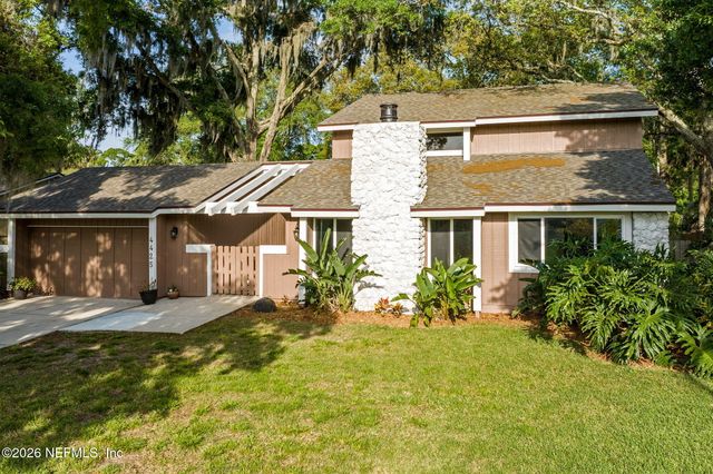 4425 BEACON Drive W, Jacksonville, FL 32225