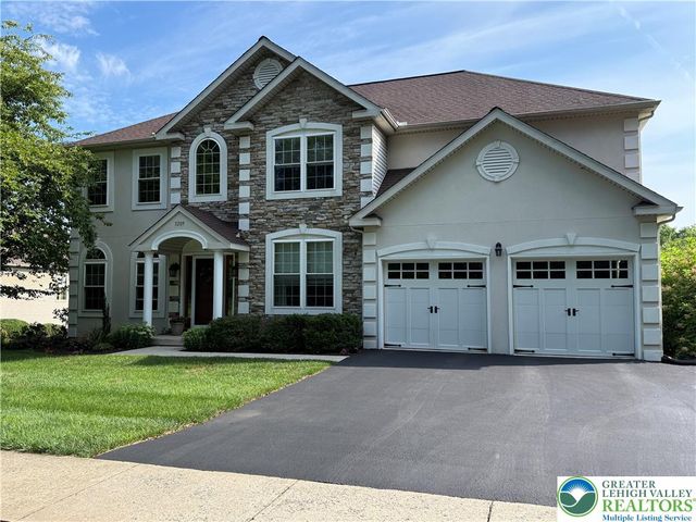 3209 Olympic Drive, Lower Macungie Twp, PA 18049