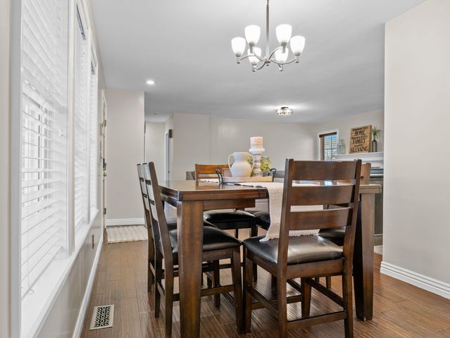 1108 Fresno Circle, Stockton, MO 65785