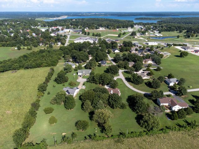 1108 Fresno Circle, Stockton, MO 65785