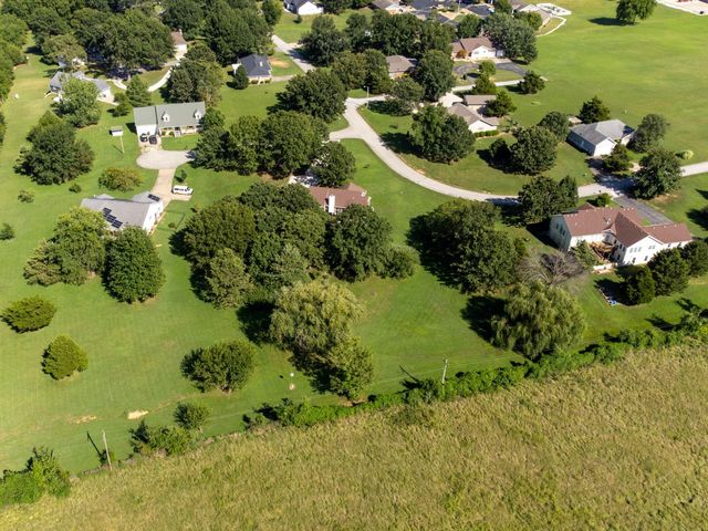 1108 Fresno Circle, Stockton, MO 65785