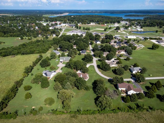 1108 Fresno Circle, Stockton, MO 65785