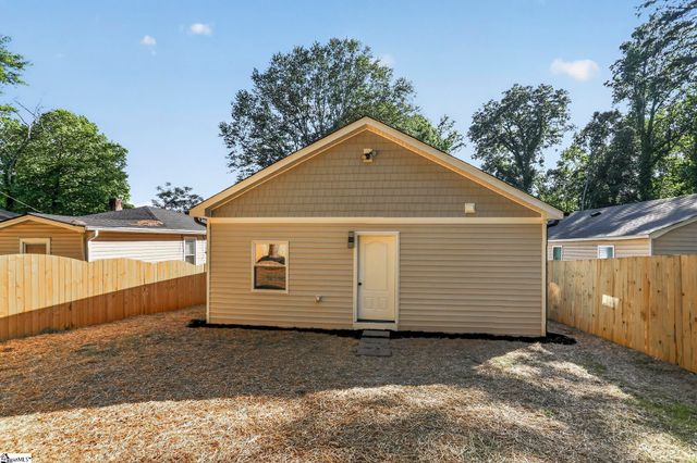 29 Baxter Street, Greenville, SC 29607
