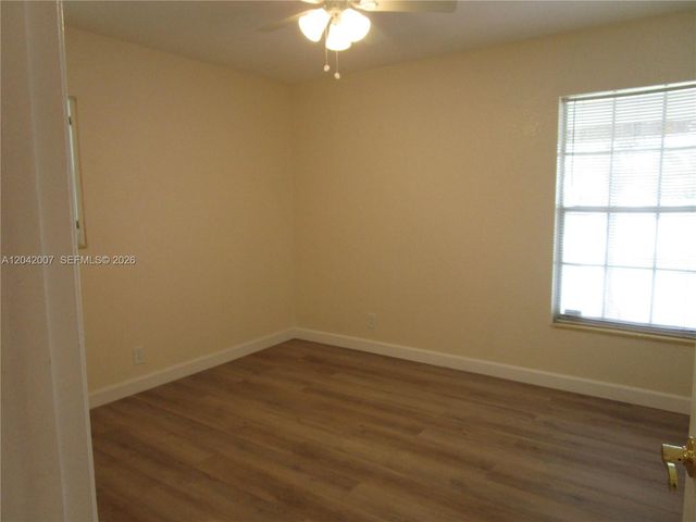 11130 NW 38th St, Coral Springs, FL 33065
