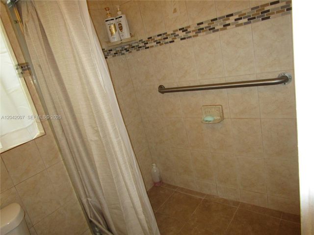 11130 NW 38th St, Coral Springs, FL 33065