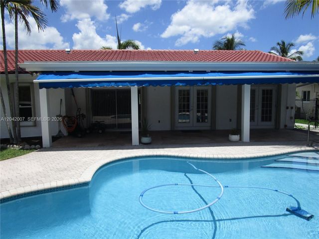 11130 NW 38th St, Coral Springs, FL 33065