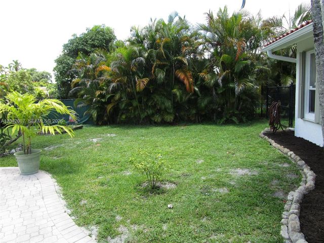 11130 NW 38th St, Coral Springs, FL 33065