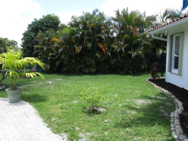 11130 NW 38th St, Coral Springs, FL 33065