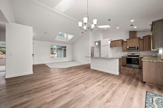 7590 Hopeful Place, Shingletown, CA 96088