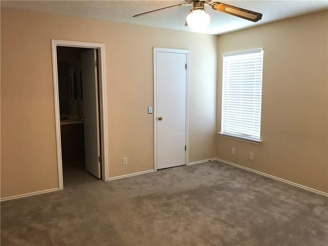 1900 Summer Rain DR, Cedar Park, TX 78613