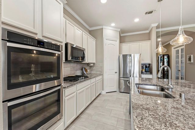 246 Galloway Court, Spring, TX 77382