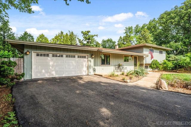 8132 Fairmount Avenue, Downers Grove, IL 60516