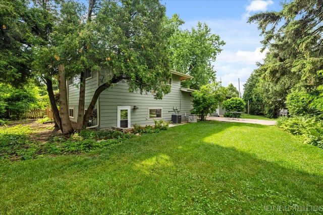 8132 Fairmount Avenue, Downers Grove, IL 60516