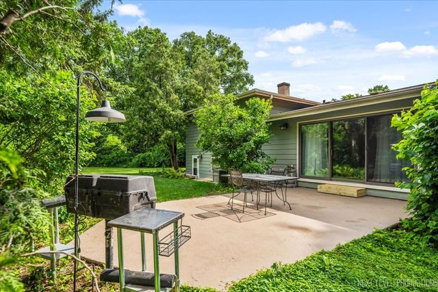 8132 Fairmount Avenue, Downers Grove, IL 60516