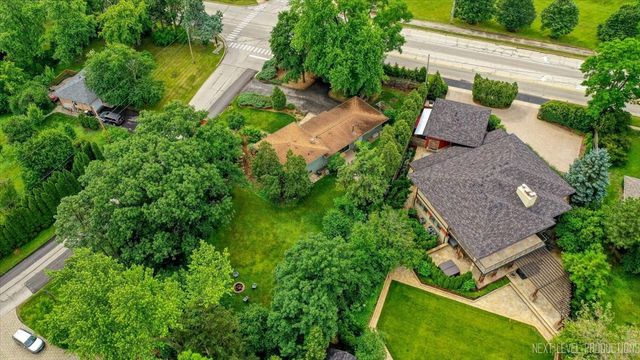 8132 Fairmount Avenue, Downers Grove, IL 60516