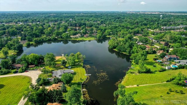 8132 Fairmount Avenue, Downers Grove, IL 60516