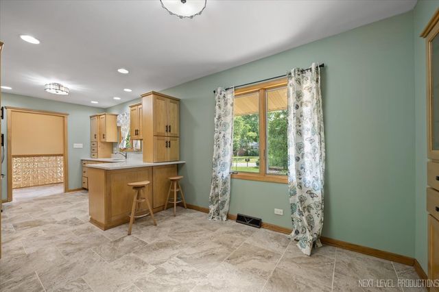 8132 Fairmount Avenue, Downers Grove, IL 60516