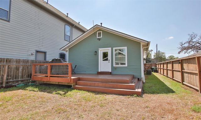 845 W 21st Street, Houston, TX 77008