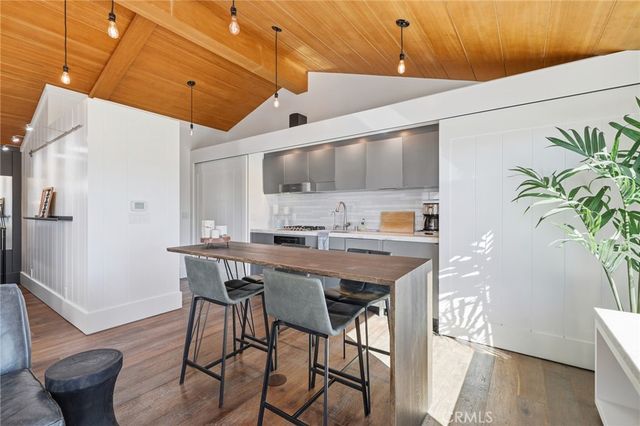 137 15th Street, Manhattan Beach, CA 90266