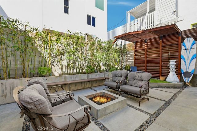 137 15th Street, Manhattan Beach, CA 90266