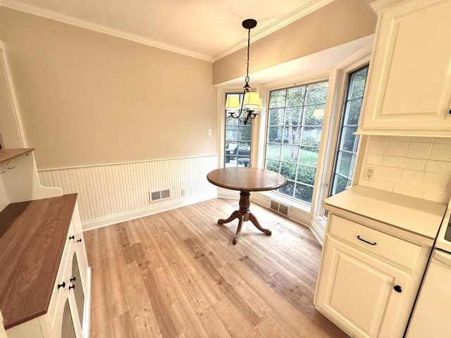 267 RIVER DRIVE, Appleton, WI 54915