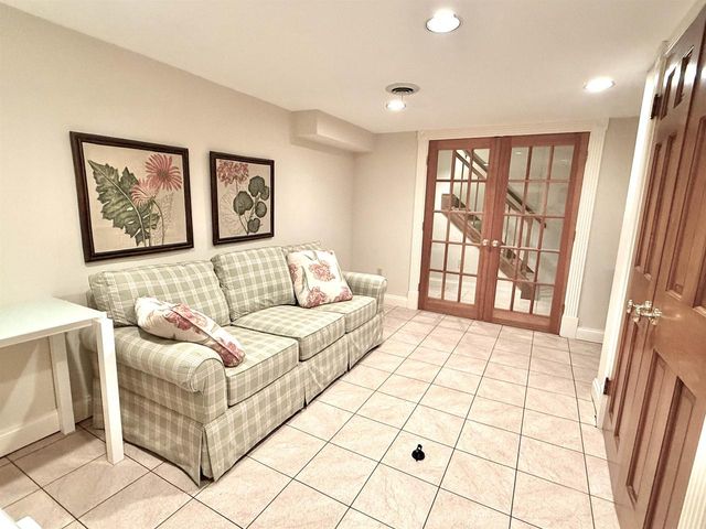 267 RIVER DRIVE, Appleton, WI 54915