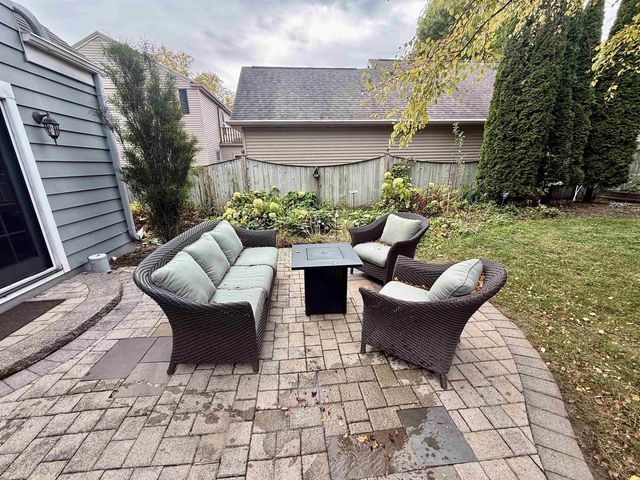 267 RIVER DRIVE, Appleton, WI 54915