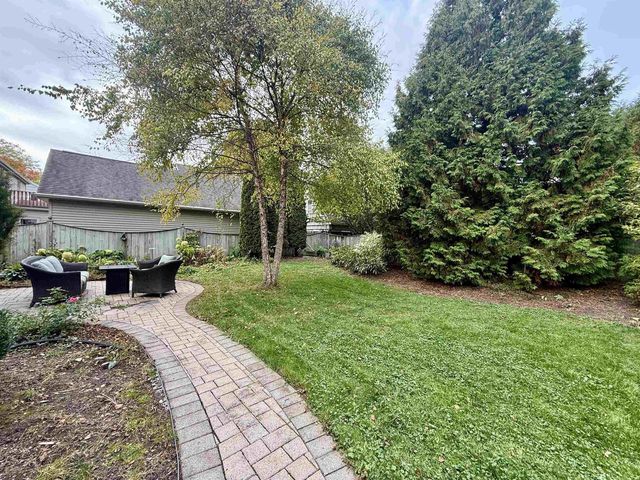 267 RIVER DRIVE, Appleton, WI 54915