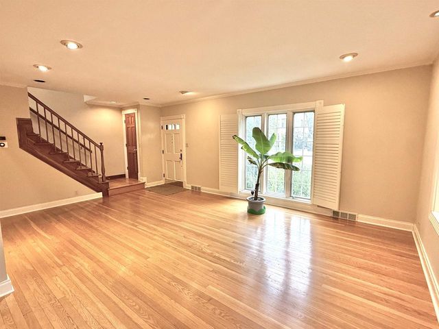 267 RIVER DRIVE, Appleton, WI 54915