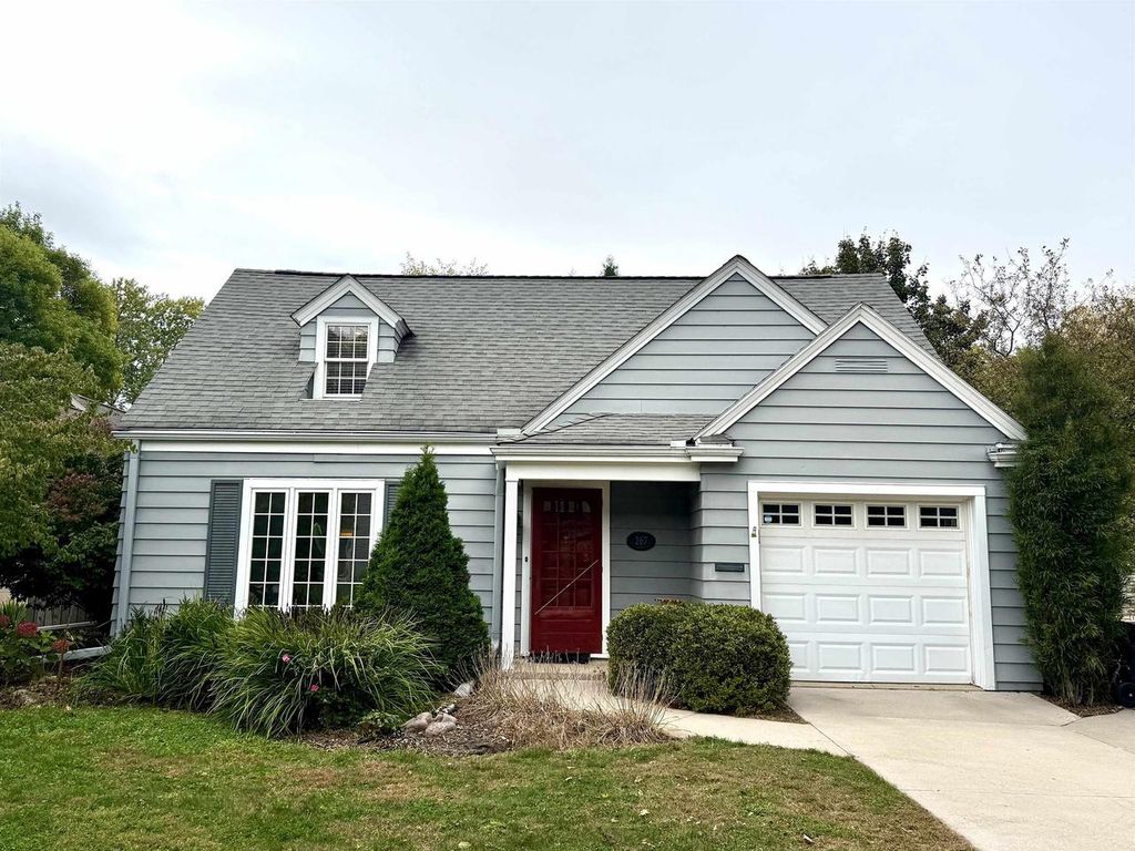 267 RIVER DRIVE, Appleton, WI 54915