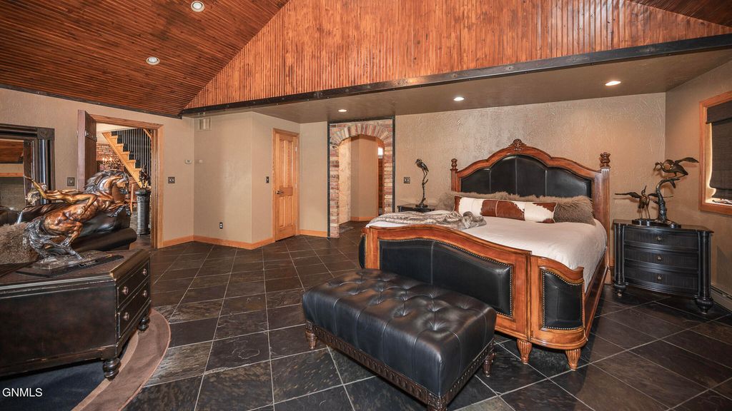 10000 76th Avenue SE, Bismarck, ND 58504 photo 27