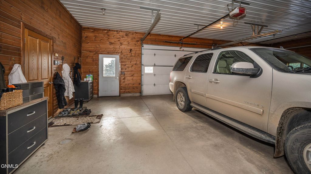 10000 76th Avenue SE, Bismarck, ND 58504 photo 49