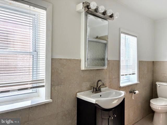 3172 CHATHAM ST, Philadelphia, PA 19134