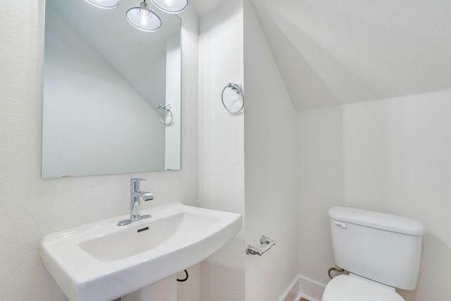 2600 Gattis School RD 101, Round Rock, TX 78664