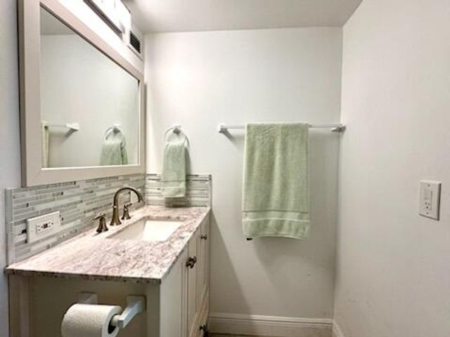 3450 S Ocean Boulevard 1210, Palm Beach, FL 33480