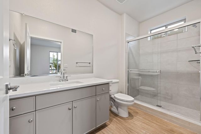 7184 W Holland Avenue, Fresno, CA 93723