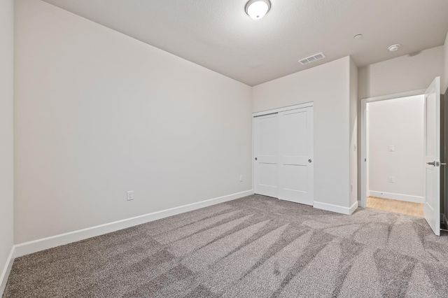 7184 W Holland Avenue, Fresno, CA 93723