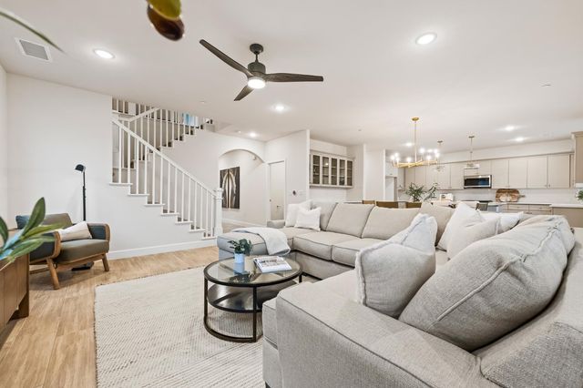 7184 W Holland Avenue, Fresno, CA 93723
