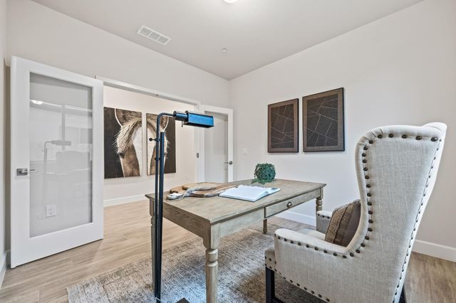 7184 W Holland Avenue, Fresno, CA 93723