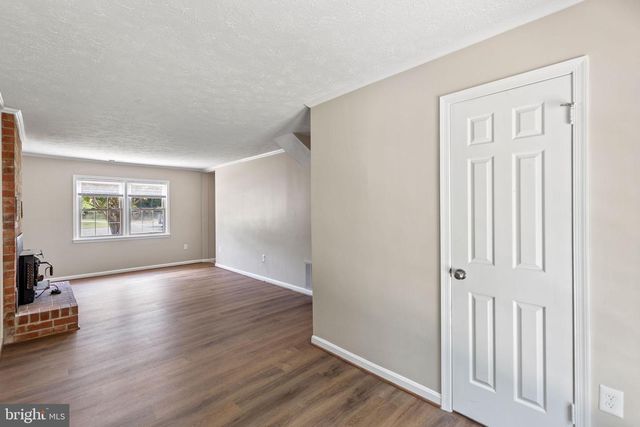 2324 KENT CT, Waldorf, MD 20602