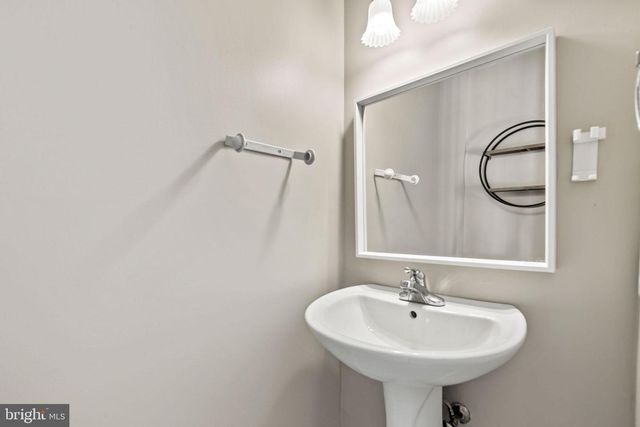 2324 KENT CT, Waldorf, MD 20602