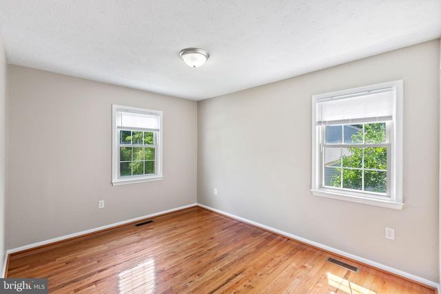 2324 KENT CT, Waldorf, MD 20602