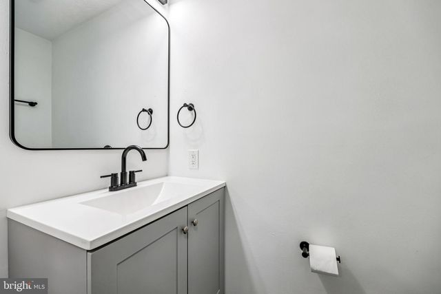 19603 KILCREGGAN WAY, Gaithersburg, MD 20879