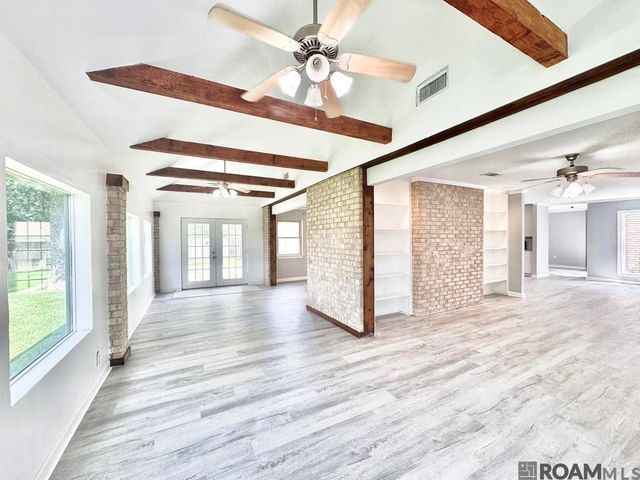 15826 New Market Dr, Baton Rouge, LA 70817