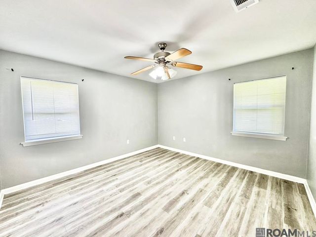 15826 New Market Dr, Baton Rouge, LA 70817