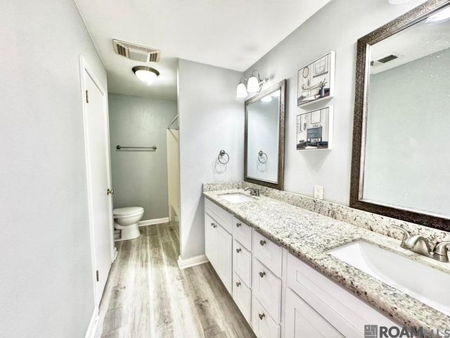 15826 New Market Dr, Baton Rouge, LA 70817
