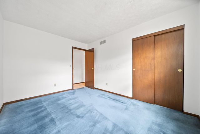 357 Highland Way, Worthington, OH 43085