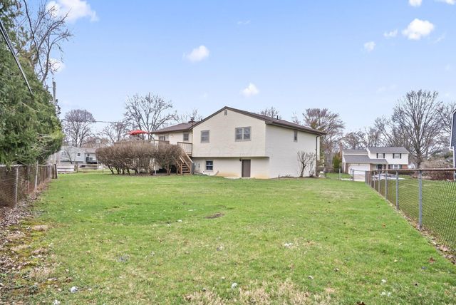 357 Highland Way, Worthington, OH 43085